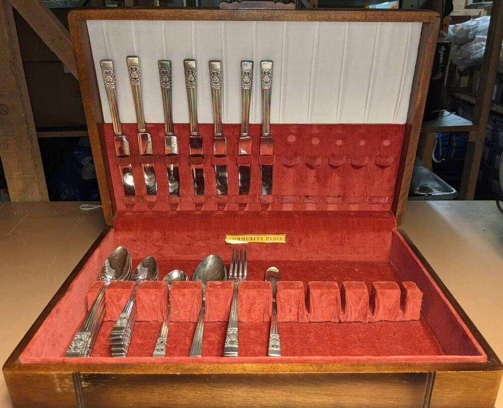 Community Vintage Incomplete Coronation Flatware Set Red Protective Lined Box